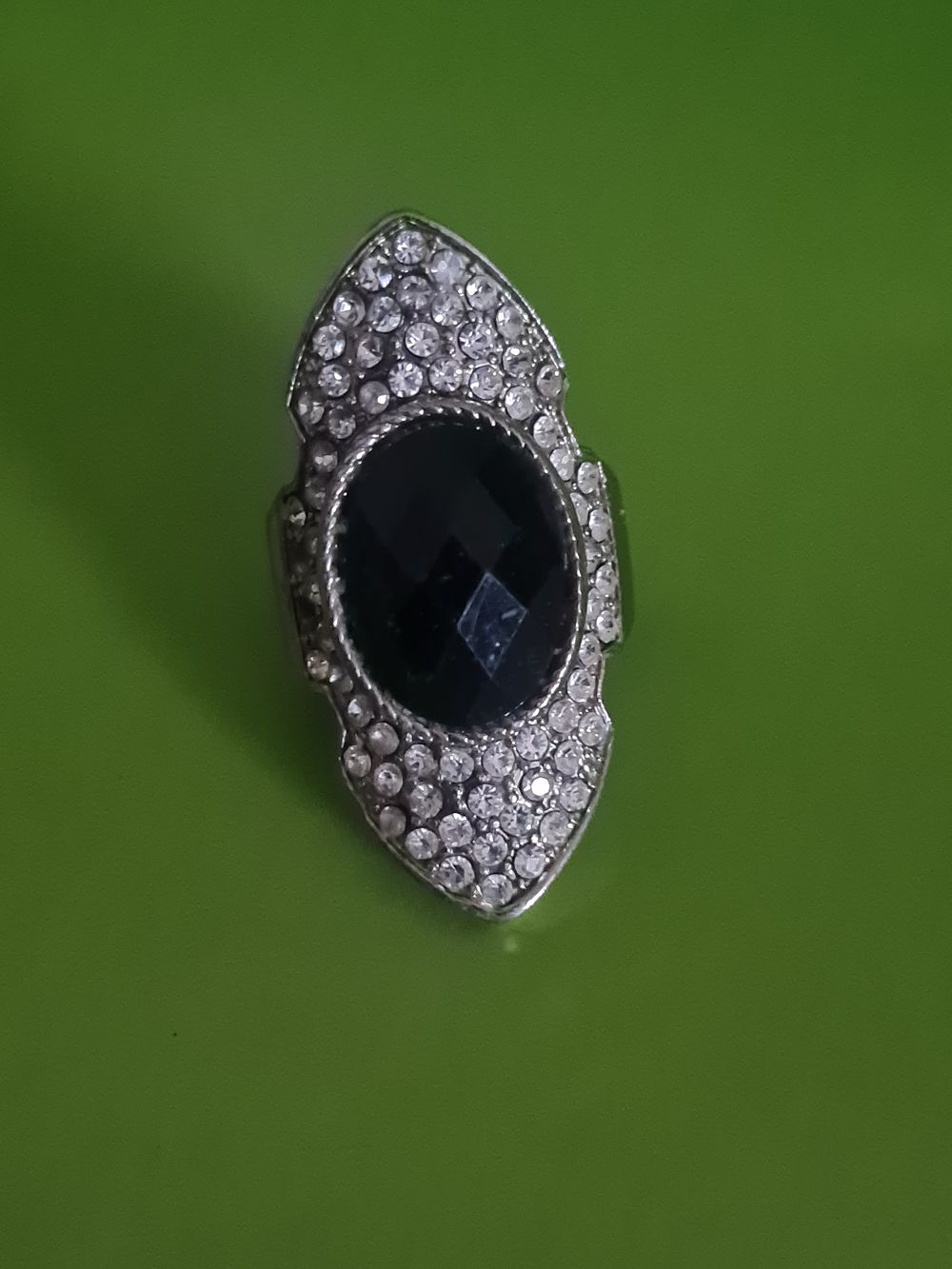 Lot 467: Vintage ring