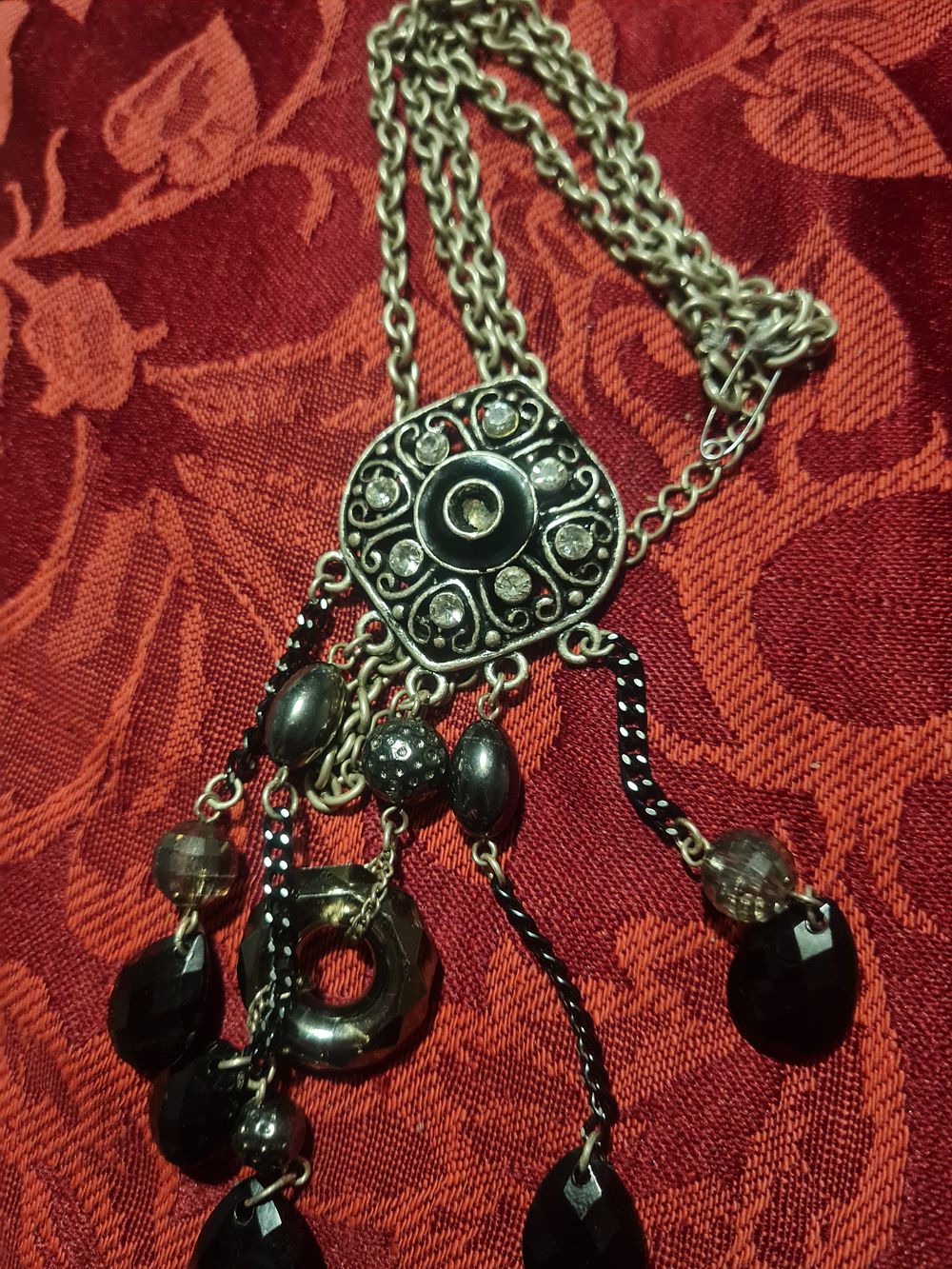 Lot 478: Vintage necklace