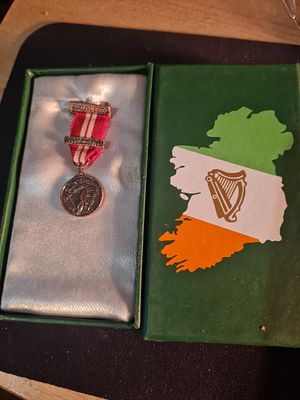 Irish boxed medal