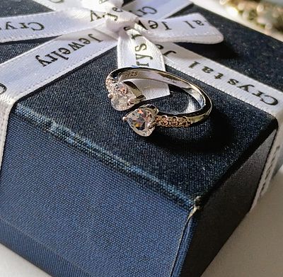 Beautiful Sterling Silver 925. 2 Heart diamante Ring