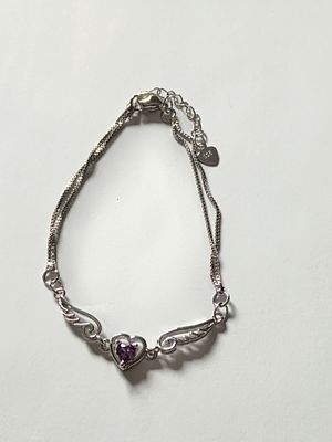 Beautiful Purple Centre Stone Sterling Silver 925. Angel wings Bracelet