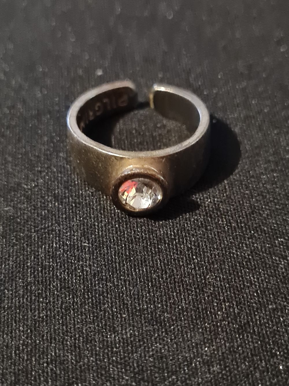 Lot 298: Pilgrim ring