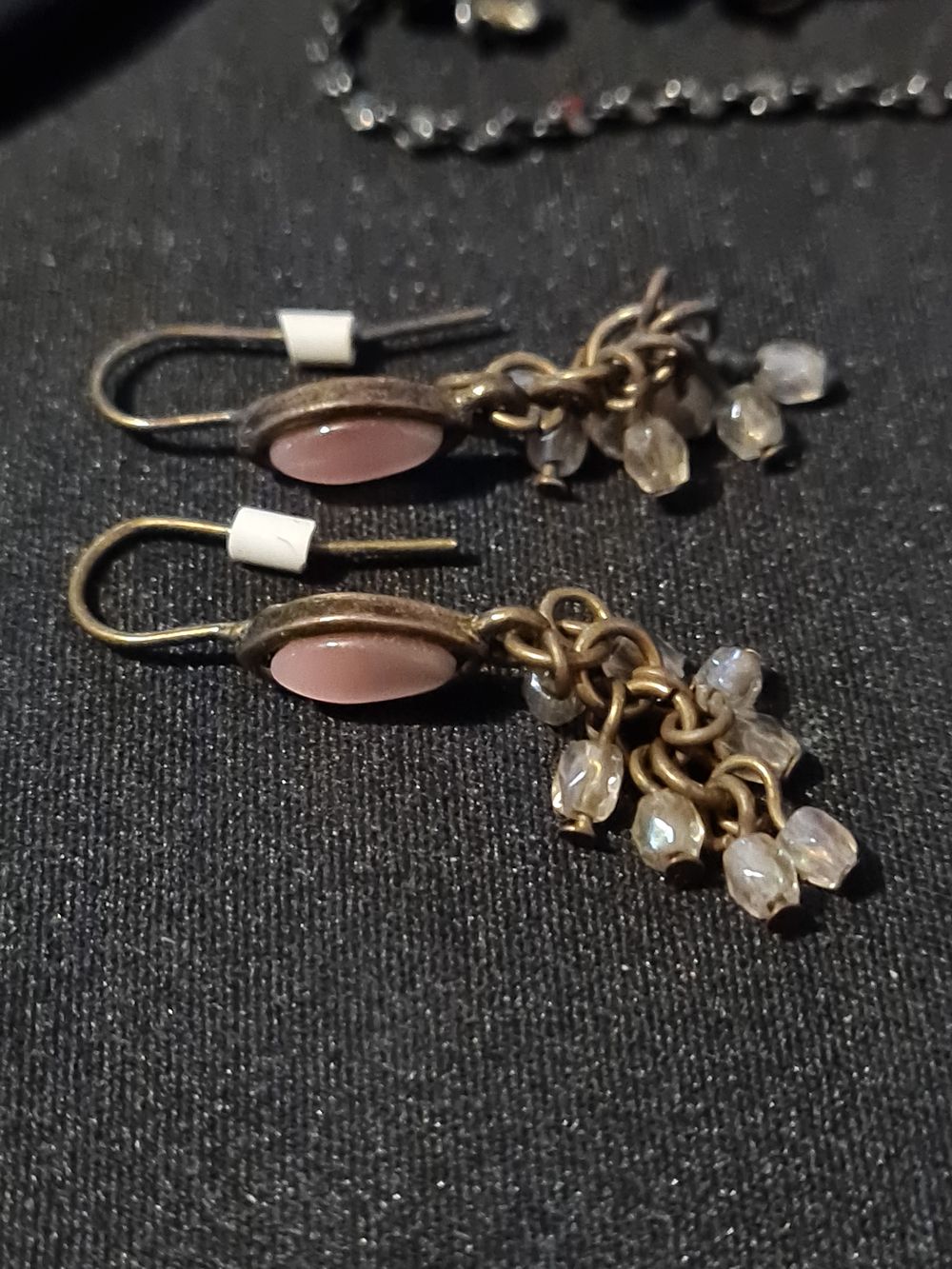 Lot 156: Vintage ladies earings