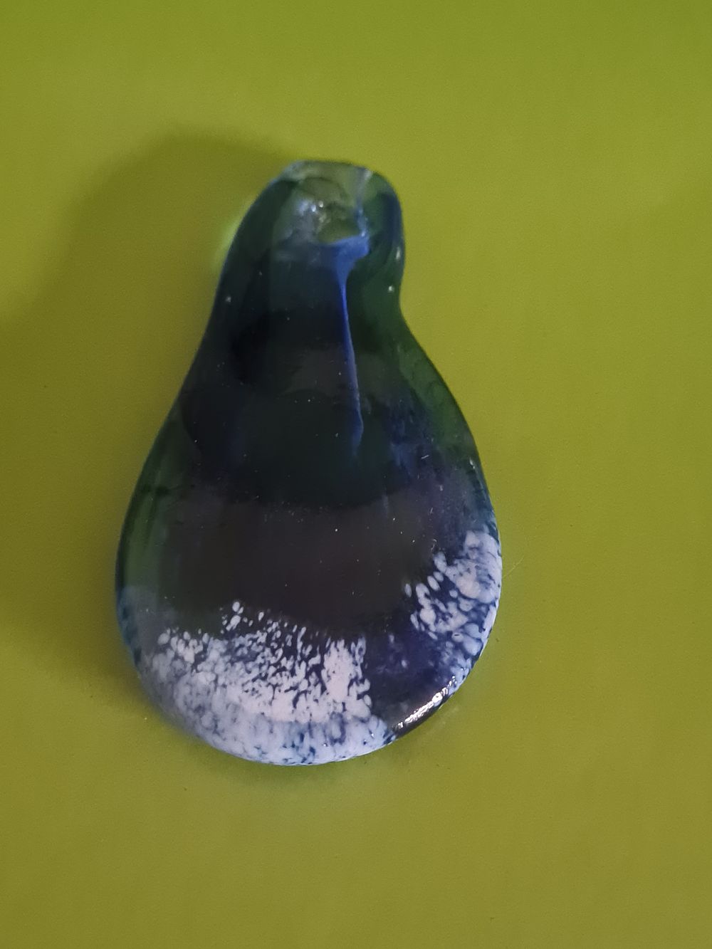 Lot 215: Large blue stone pendant