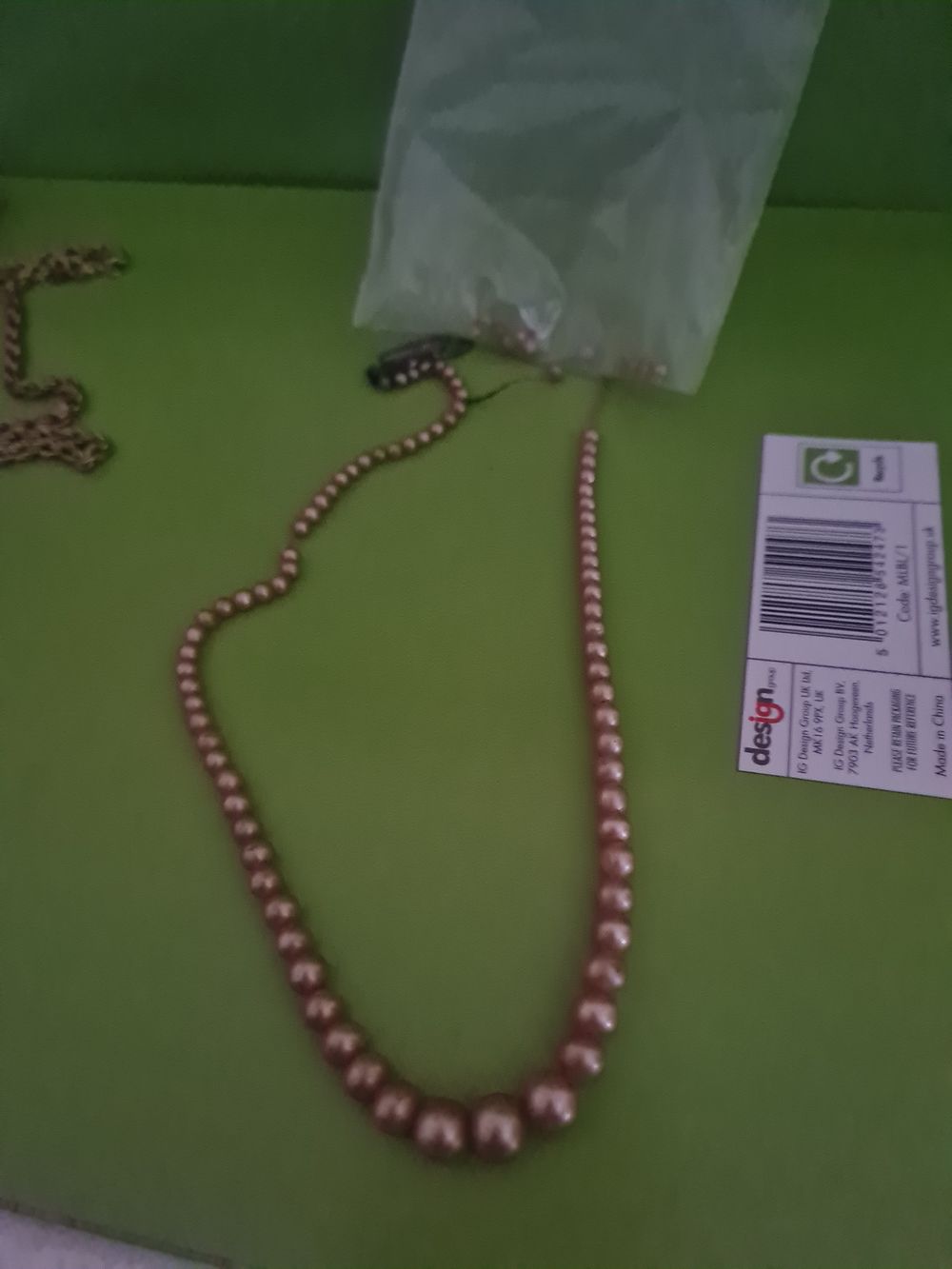Lot 228: Vintage necklace