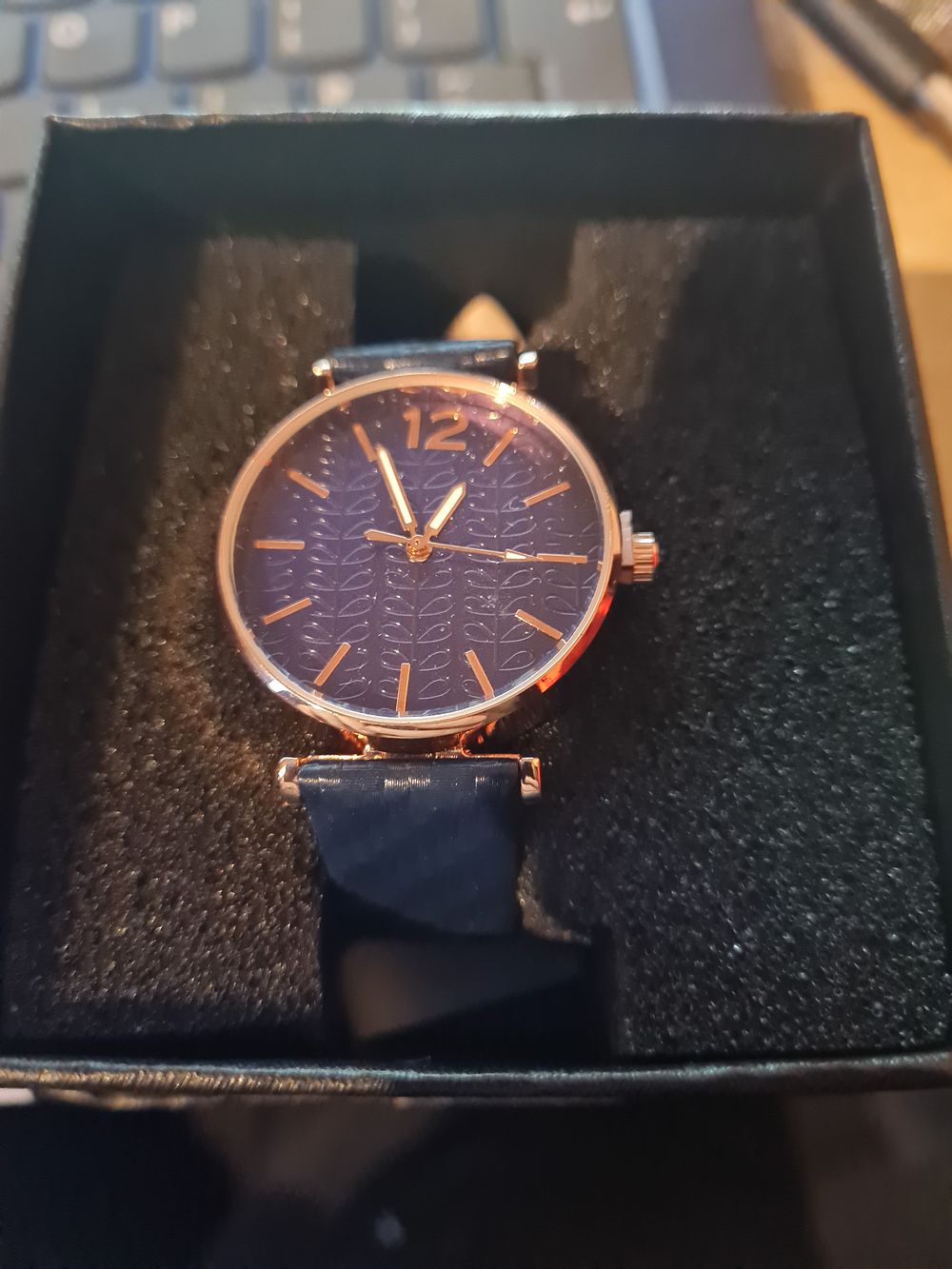 Lot 242: New boxed watch