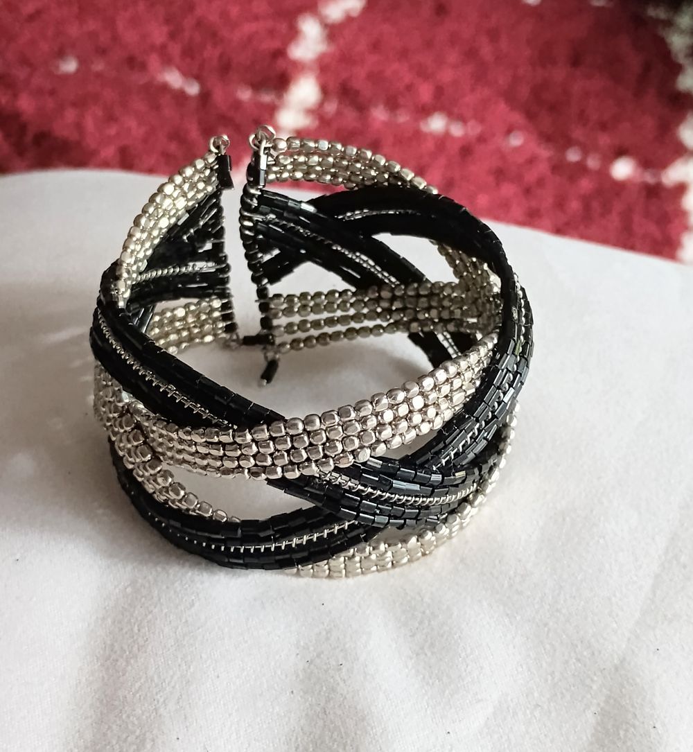 Lot 292: Ladies Vintage Bracelet