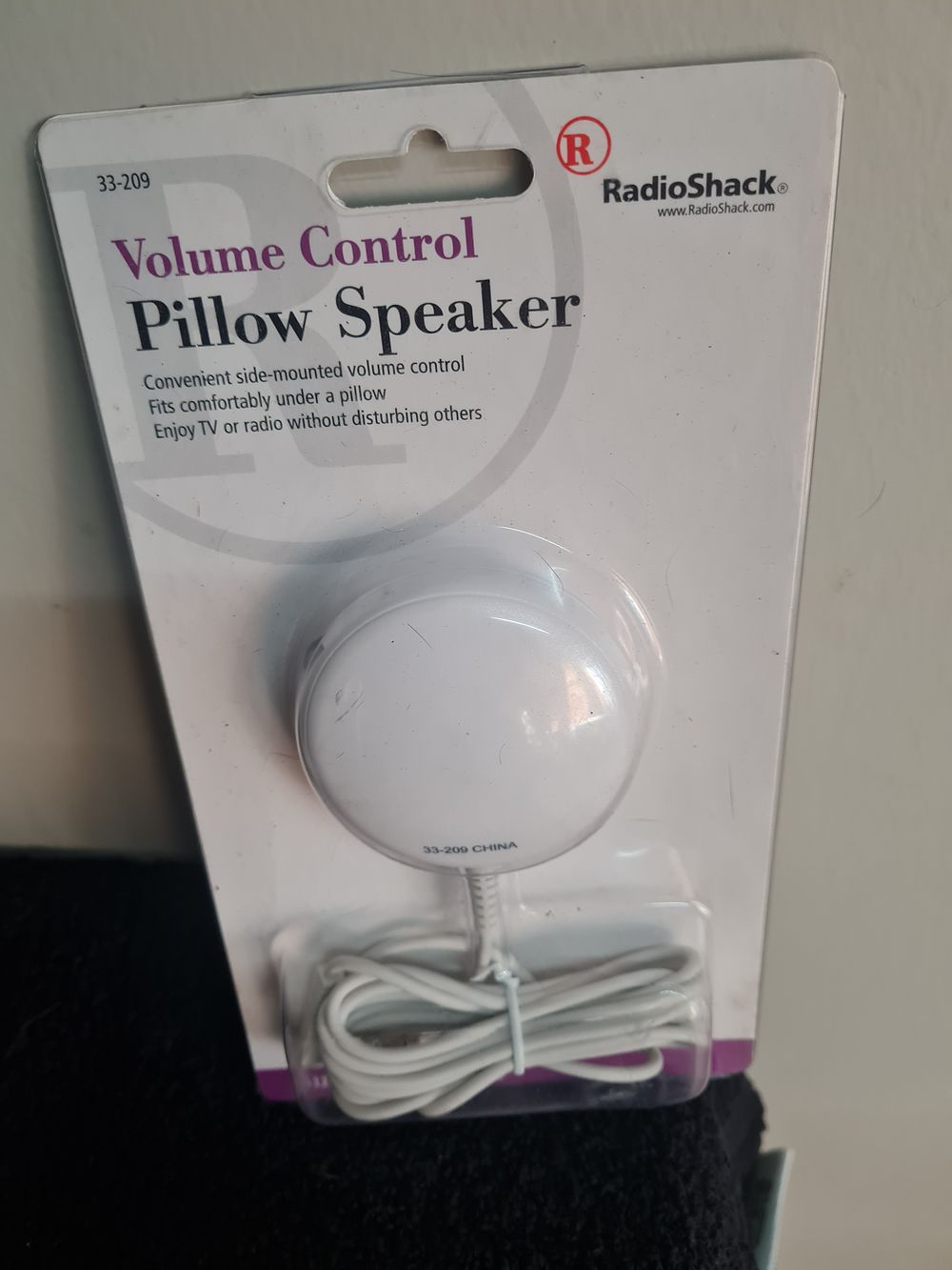 Lot 147: Pillow speaker