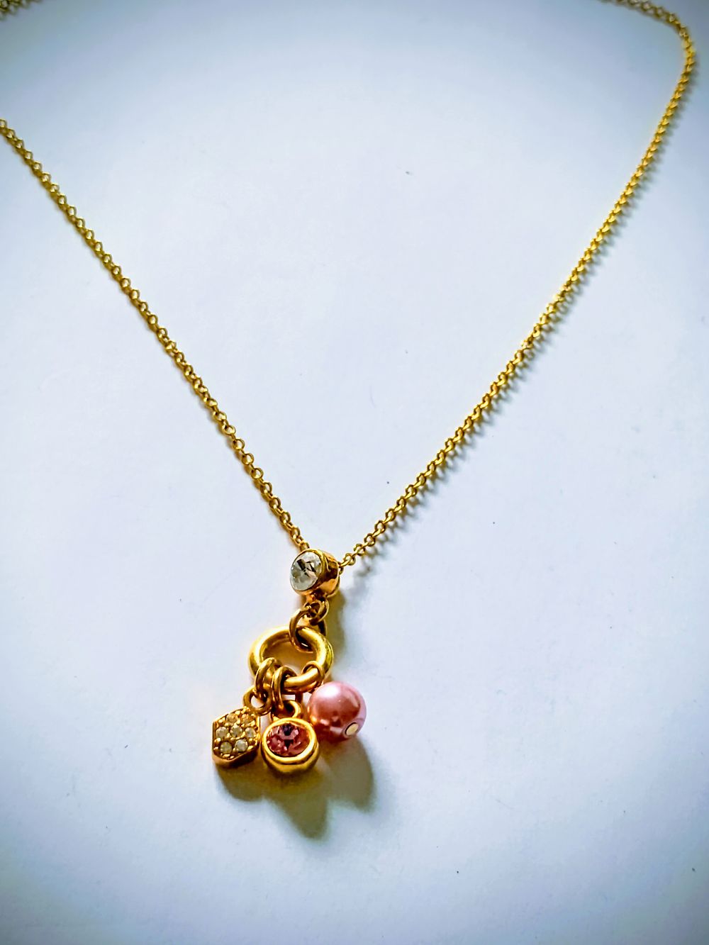 Lot 152: Ladies Chain with Diamante pendants
