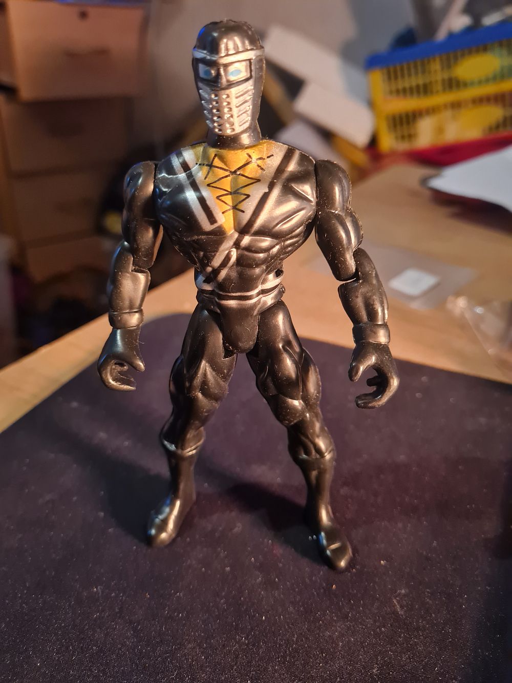 Lot 186: Action figure