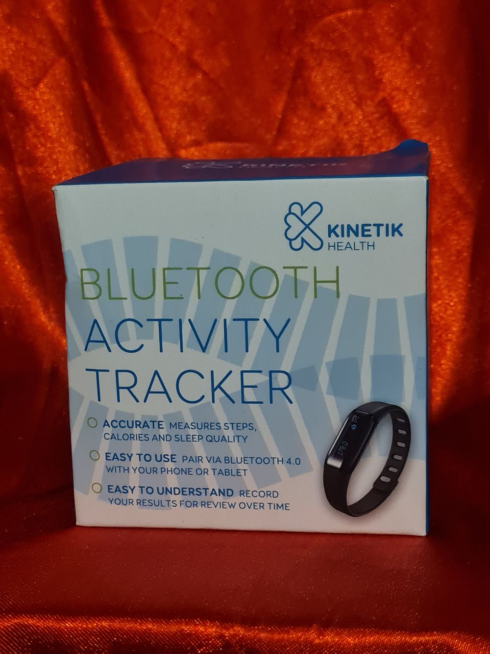 Lot 194: Mew Bluetooth watch
