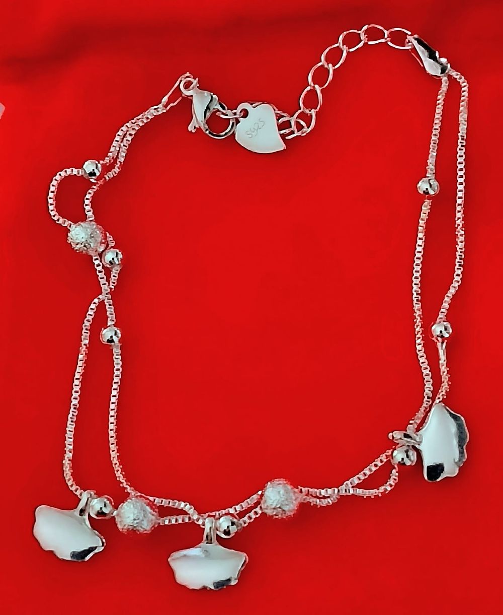 Lot 230: S925 bangle