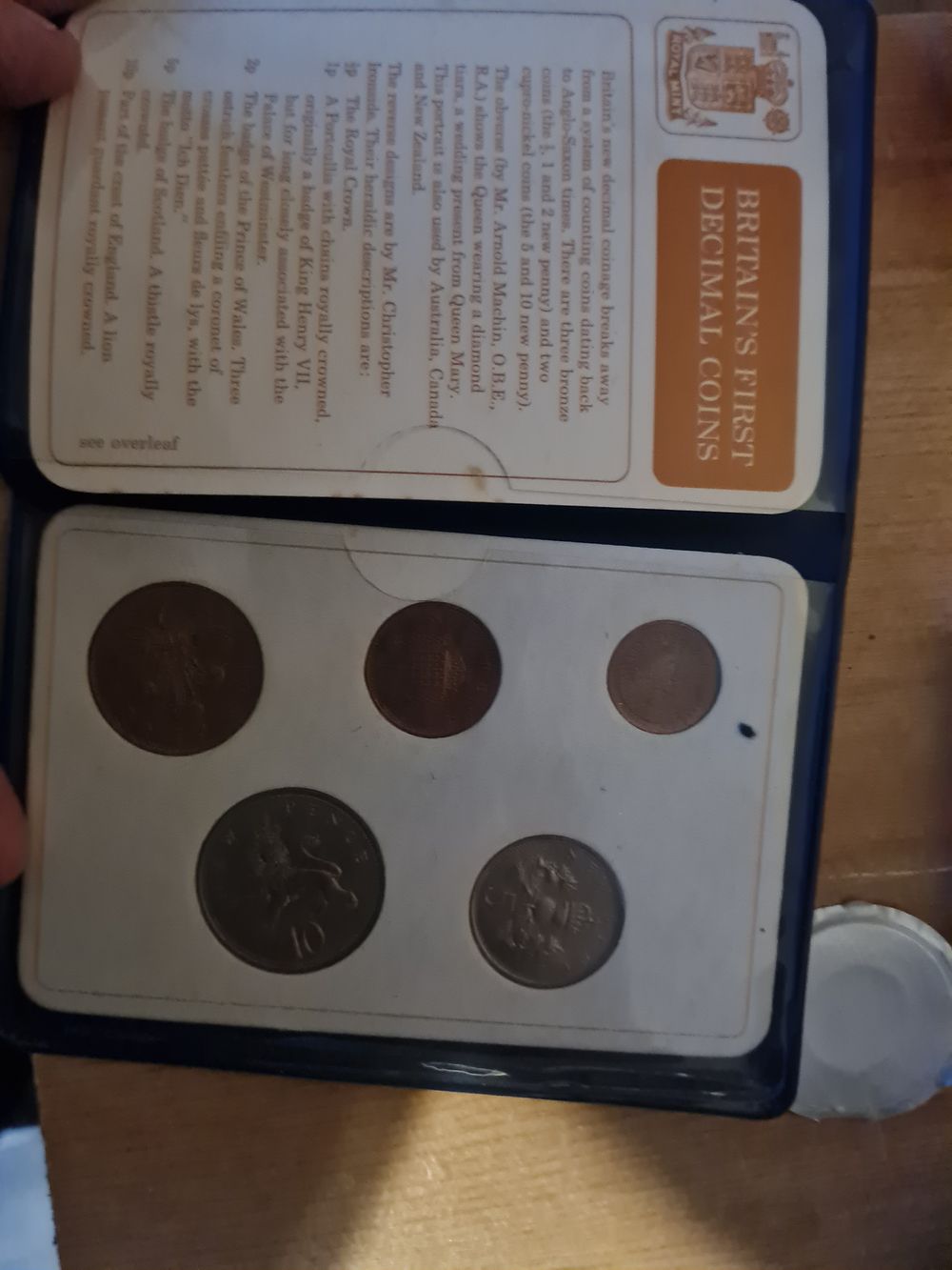 Lot 249: Britain 1st decimal coins