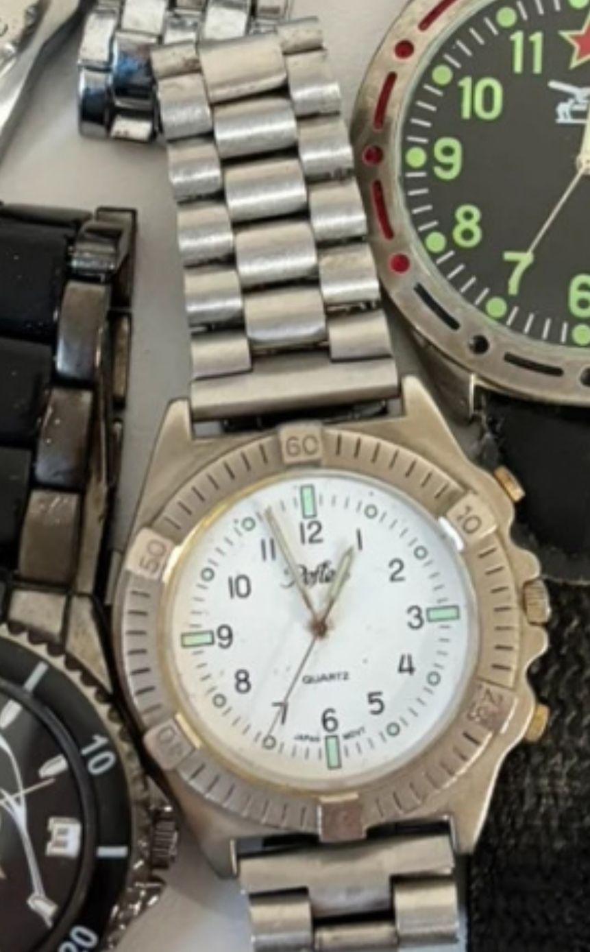 Lot 254: Gents reflex watch