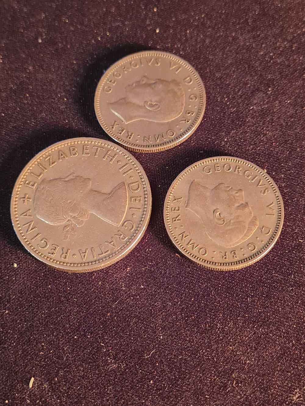 Lot 263: Vintage coins