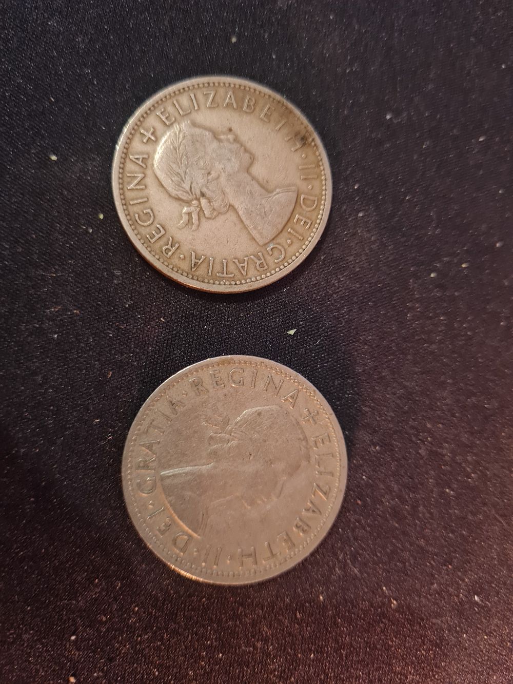 Lot 264: 2 vintage half crowns