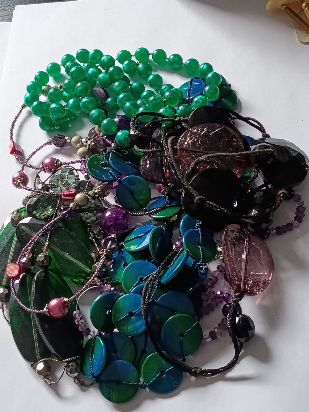 Lot 223: Collection of ladies necklaces