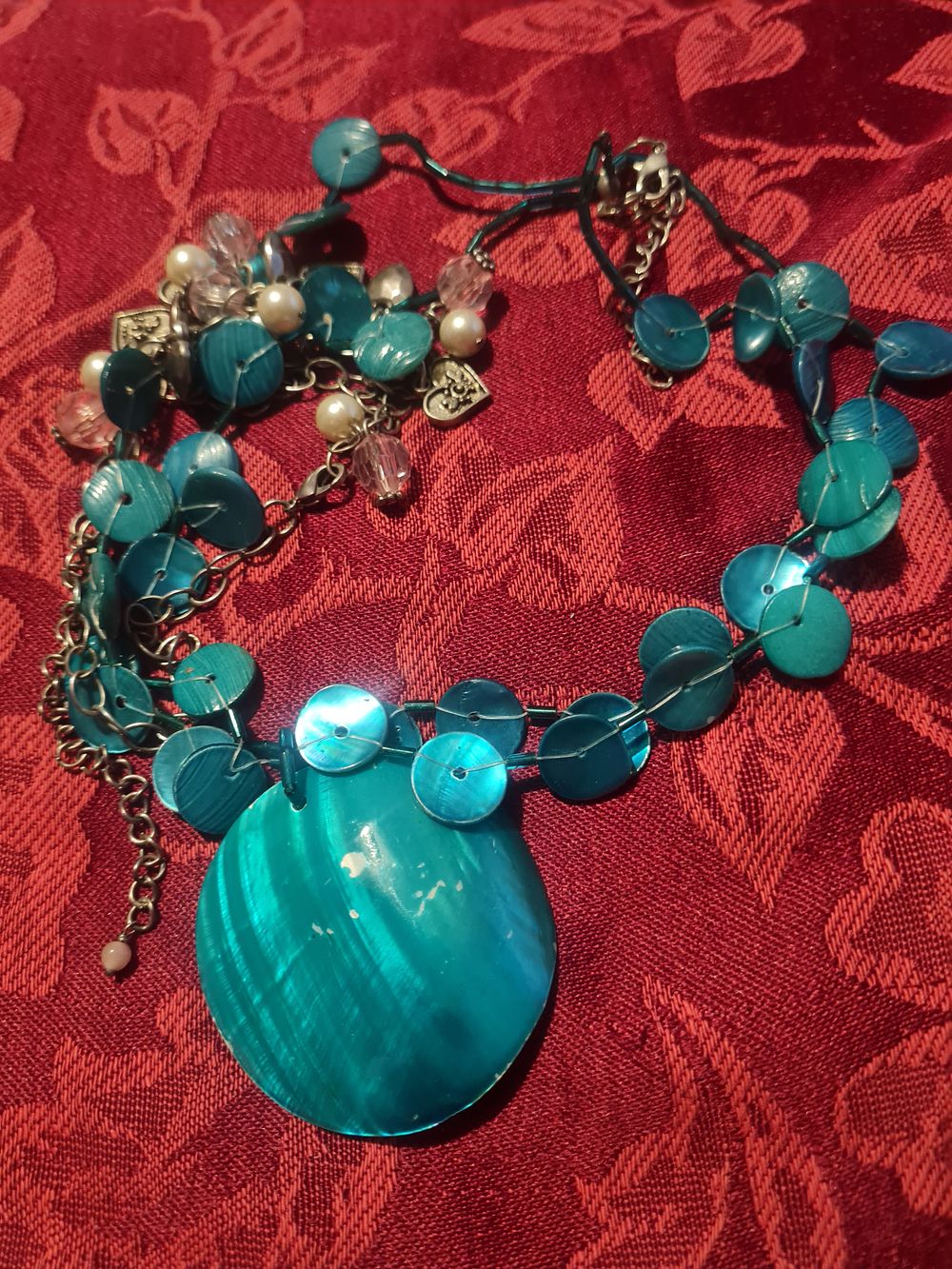 Lot 294: Multi layered chain