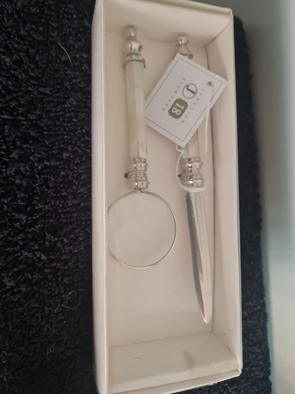 Lot 250: New aet