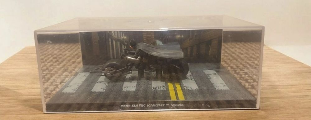 Lot 161a: Batman cased model