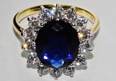 9ct Gold & Silver Blue Sapphire & cz Princess Diana Large Cluster Ring