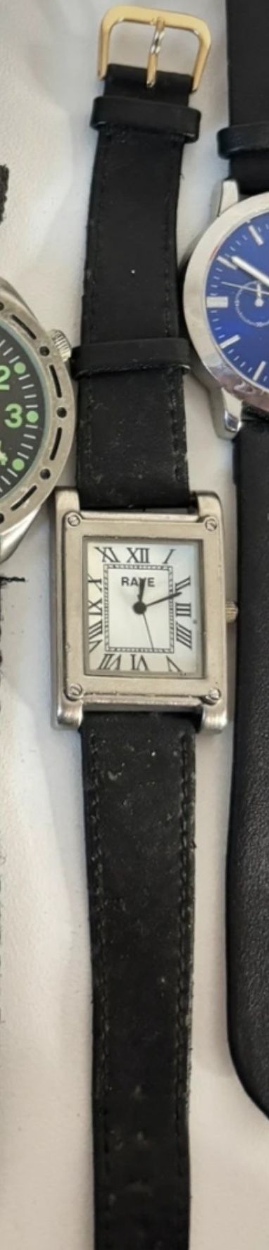 Lot 139: Rave watch