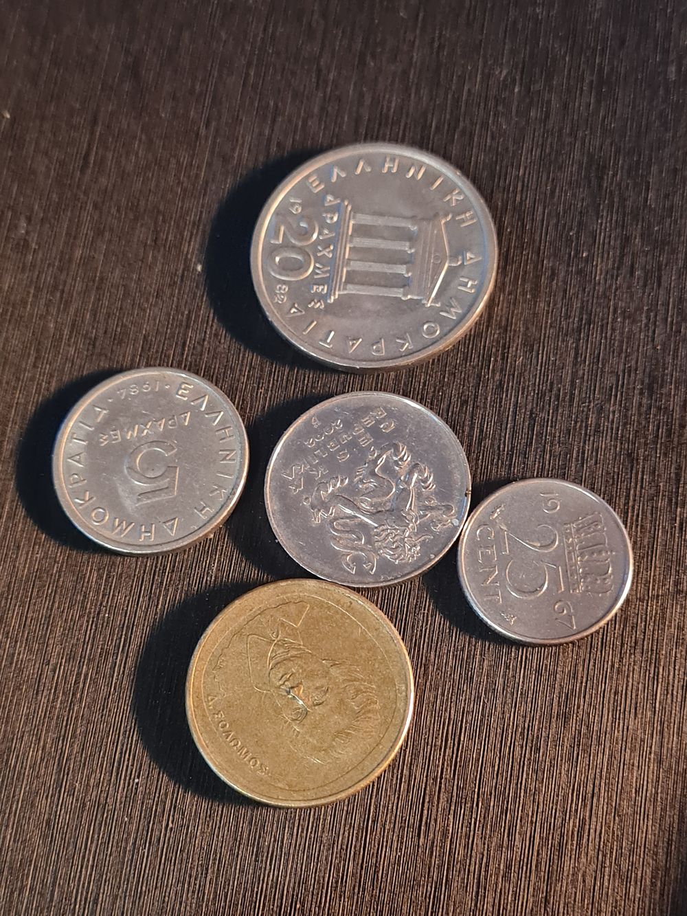 Lot 218: Vintage foreign coin lot