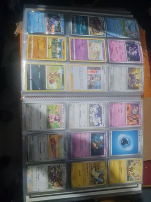 Lot of pokemon cards