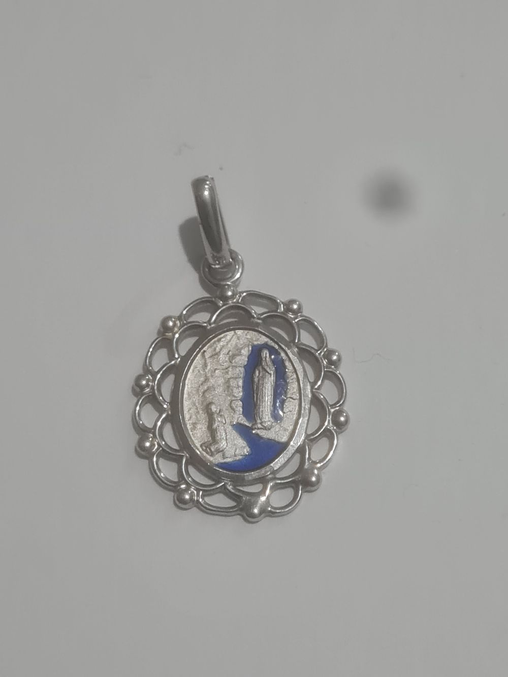 Lot 295: Religious pendant