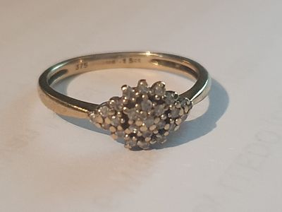9ct gold vintage 1.5ct diamonds ring
