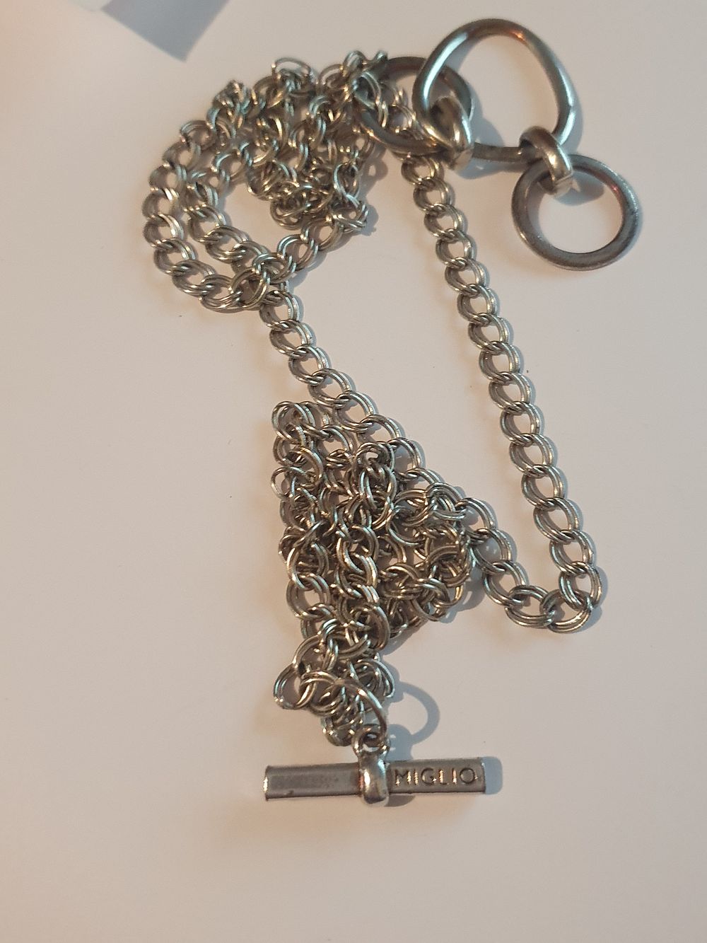 Lot 413: Million necklace
