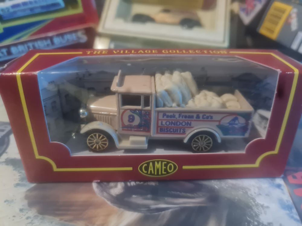 Lot 258: Boxed model