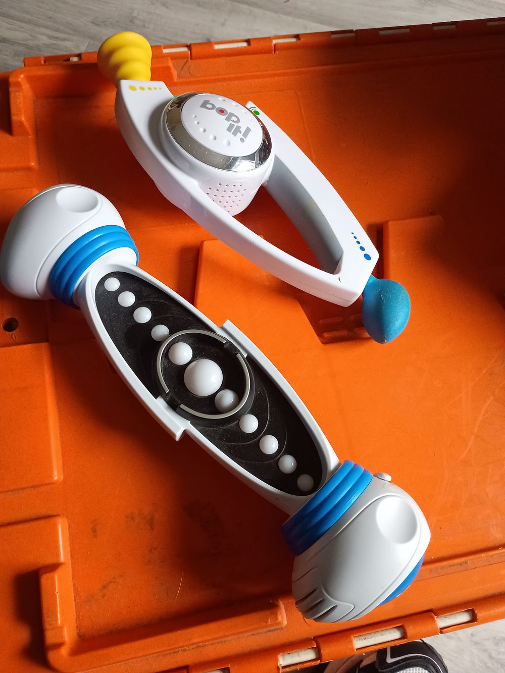 Lot 237: X2 bop it toys working perfectly
