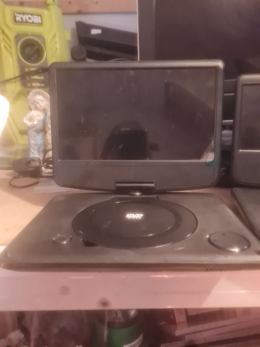 Lot 50: Combi dvd player