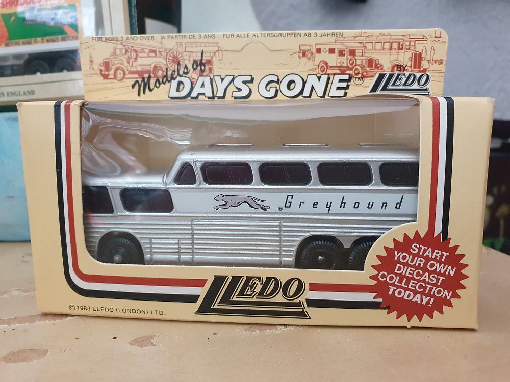 Lot 188: Boxed model