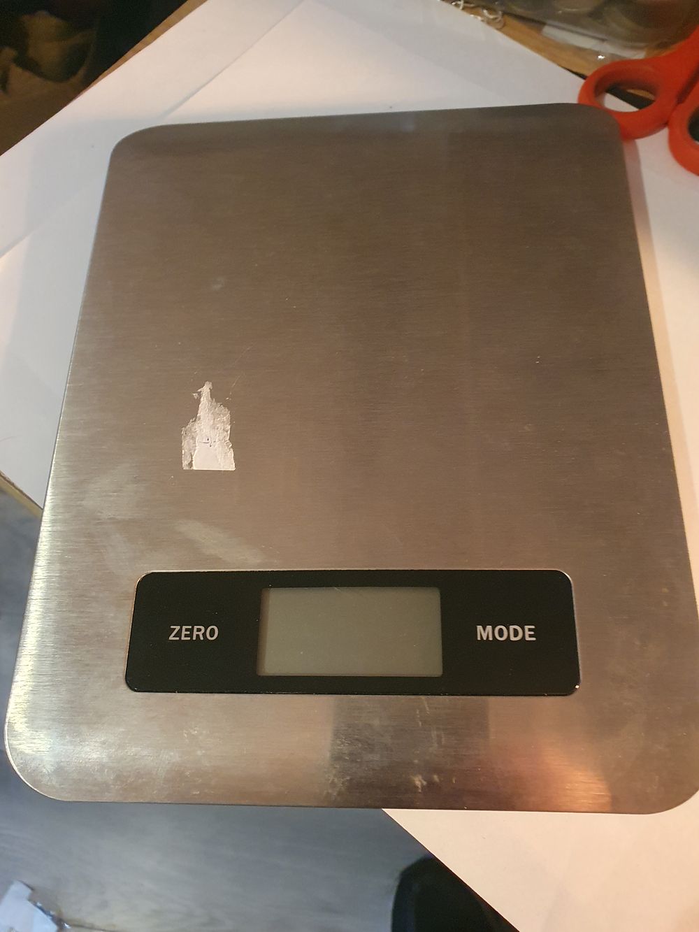 Lot 90: Scales