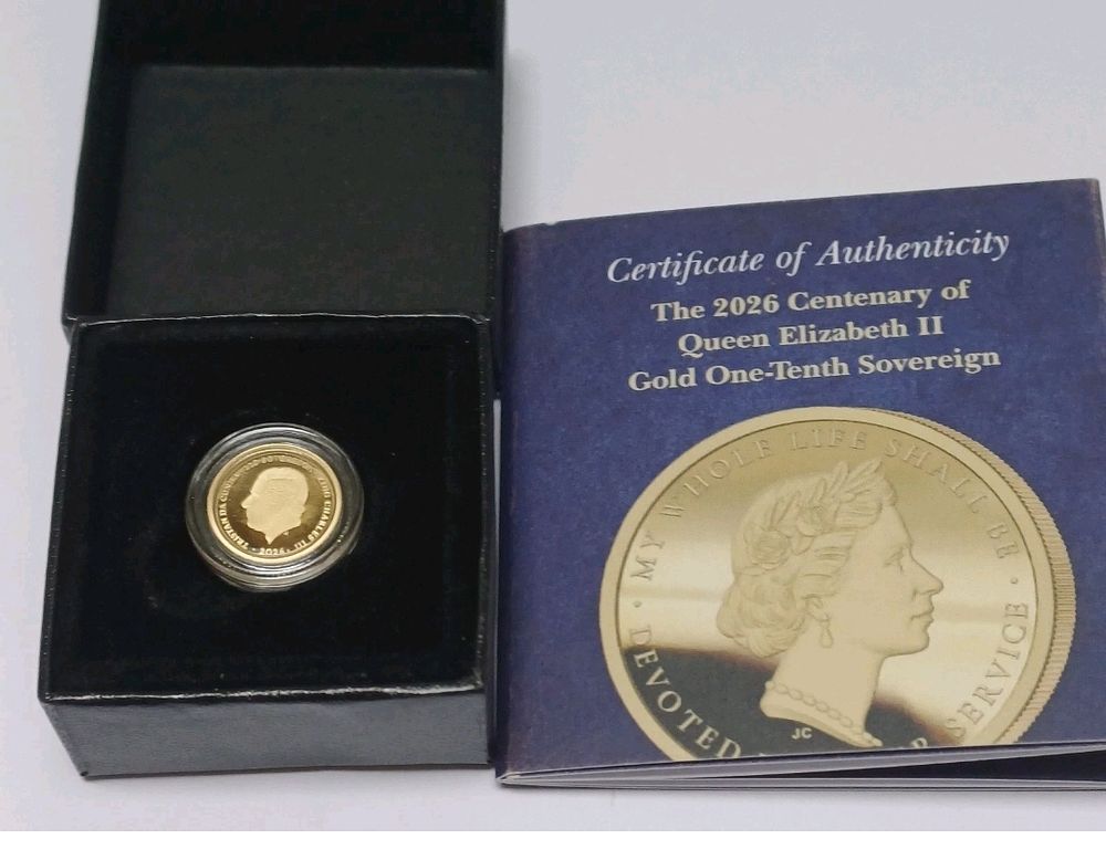Lot 243: 22ct gold gold coin