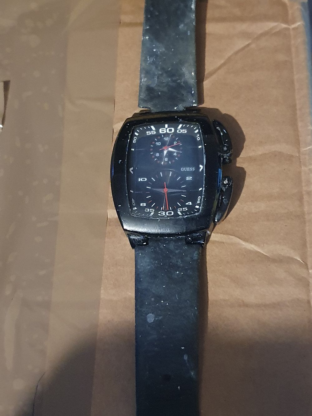 Lot 191: Guess watch