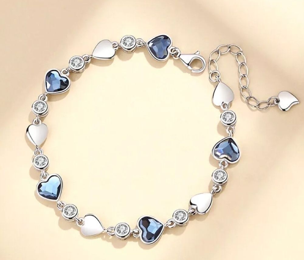 Lot 204: S925 bangle