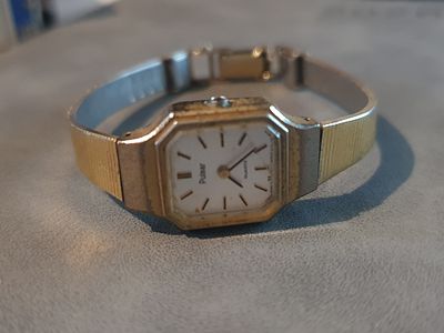 Vintage pulsar watch