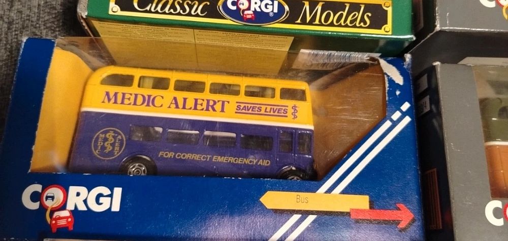Lot 126: Boxed corgi