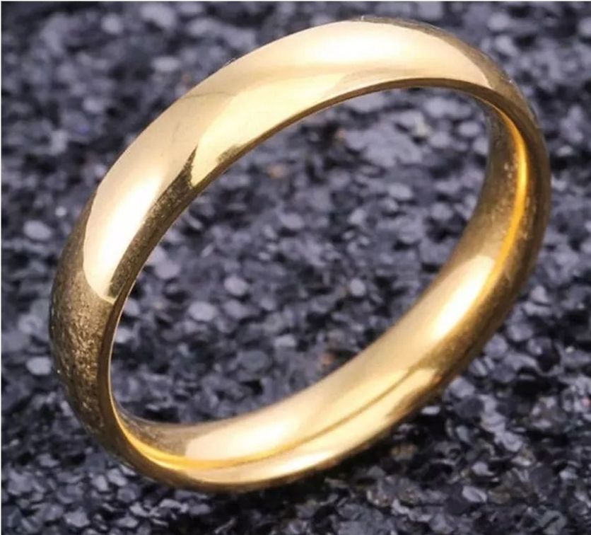 Lot 192: 18ct  gold plated wedding band