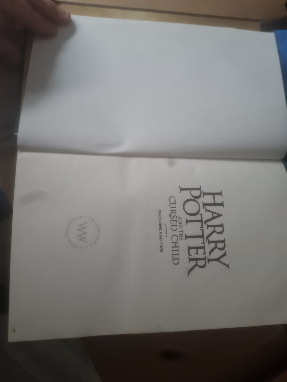 Lot 224: Harry potter and curse child