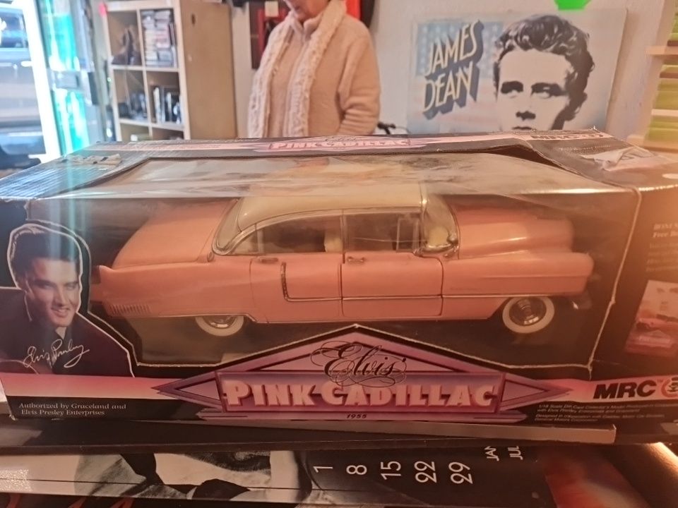 Lot 230: Elvis Presley Cadillac model