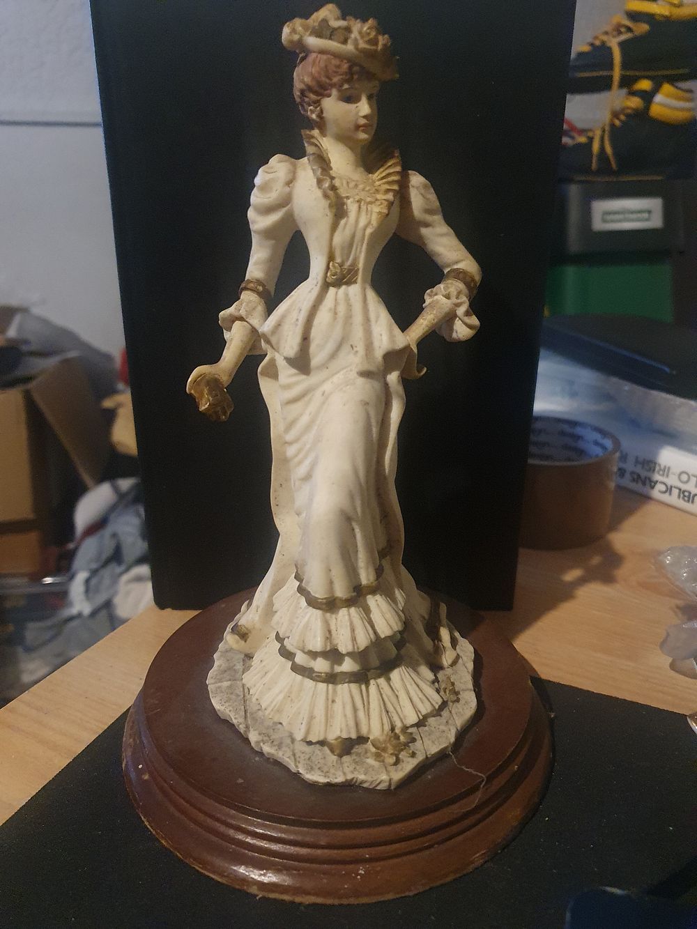Lot 131: 1993 Leonardo Collection