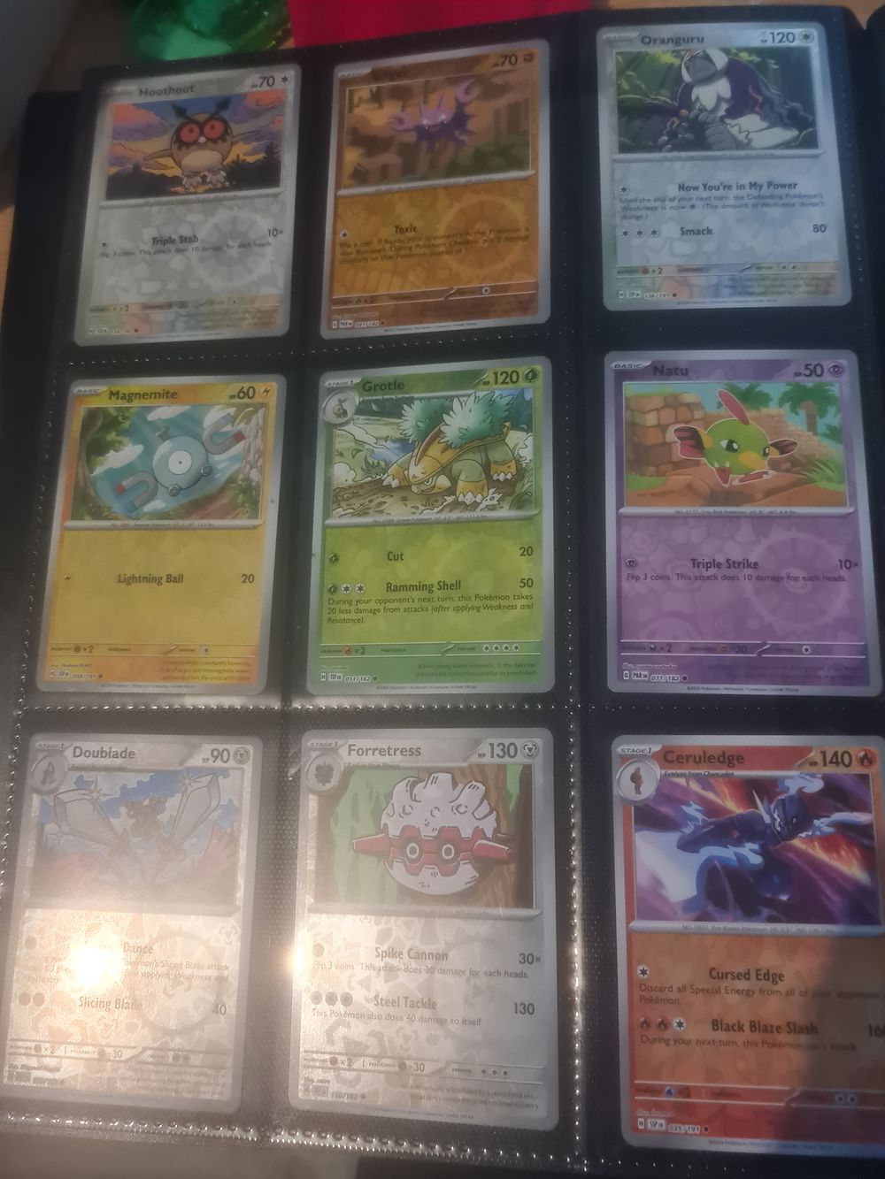 Lot 258: Pokemon bundle