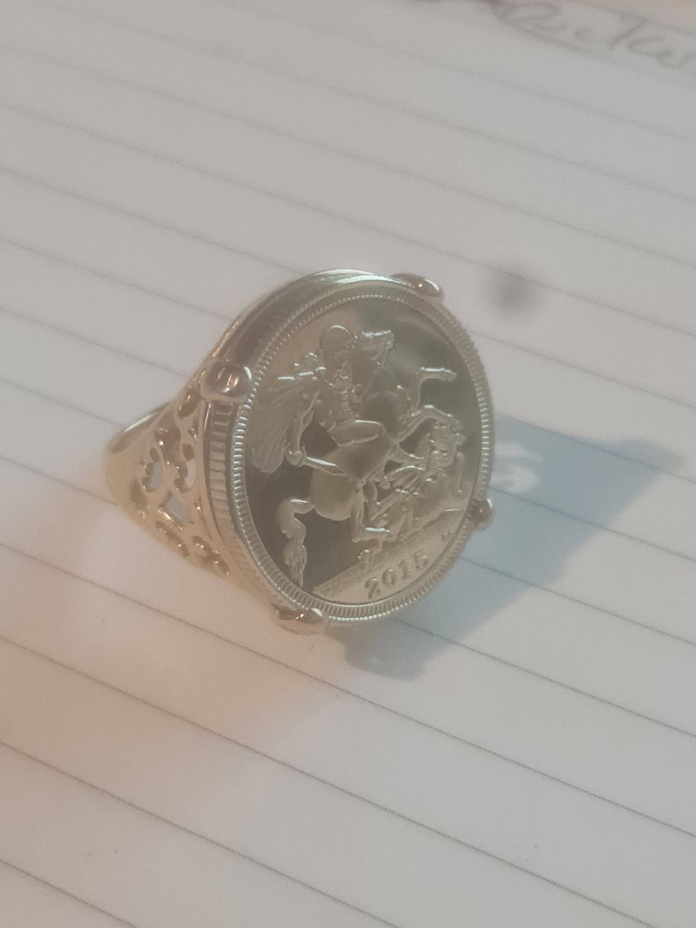 Lot 229: Large gents ring