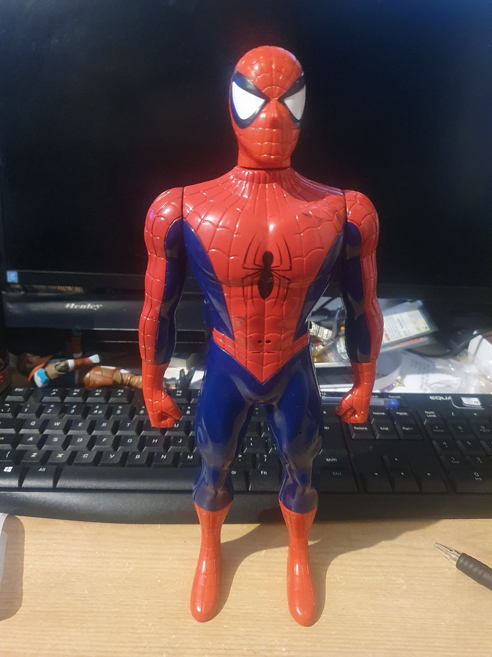 Lot 309: Large spiderman figure