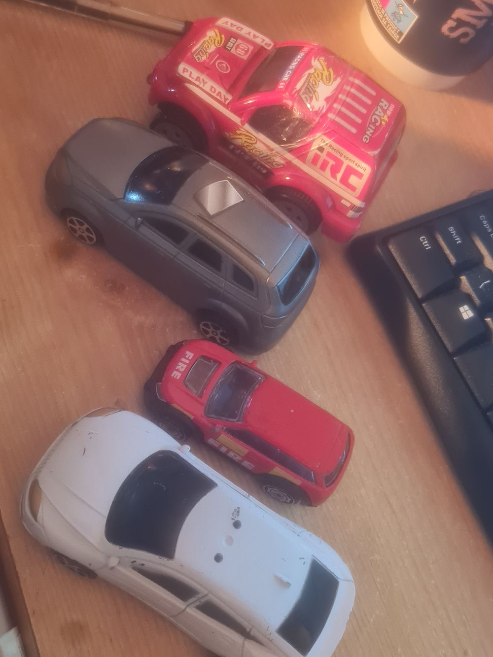 Lot 123: Models