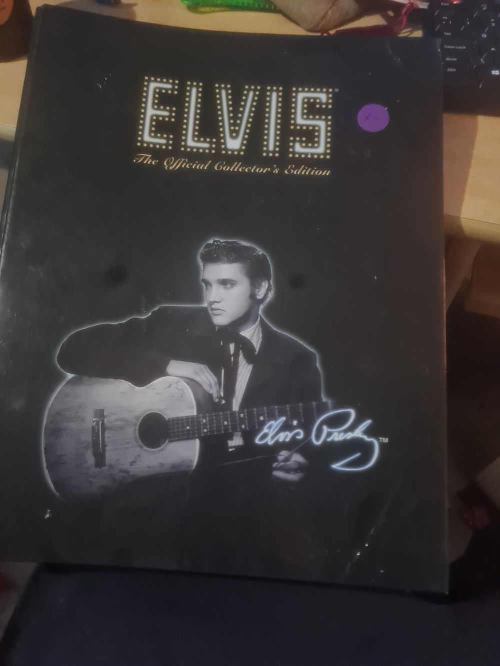 Lot 308: Elvis folder